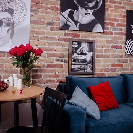 Apartament Dla Doroslych "Papierki Po Cukierkach" Lublin Kültér fotó